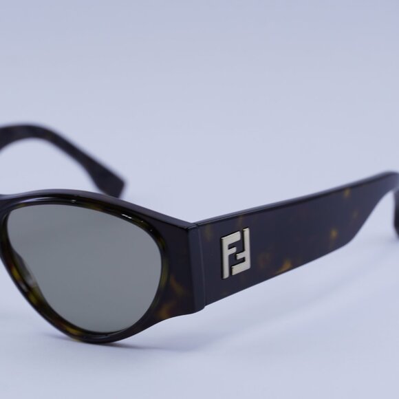 Fendi FE40158I 52E Sunglasses Dark Havana Oval Frame, Brown Lenses - Picture 3 of 10